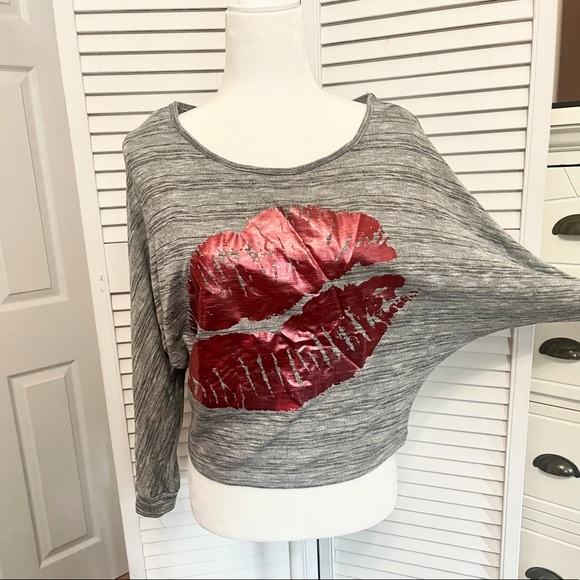 UR VA NA Sweater - Picture 4 of 12